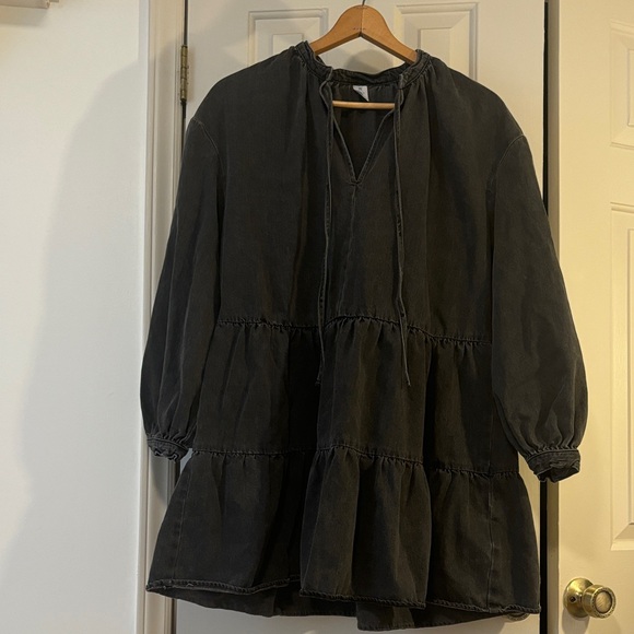 H&M Dresses & Skirts - &Denim Washed Black Tie-Neck Tiered Dress
